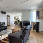 Luxury With Sea View, Pool And Jacuzzi Near The In The Town Of Pula By Wiibuk Pjescana Uvala