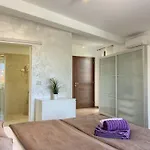 Luxury With Sea View, Pool And Jacuzzi Near The In The Town Of Pula By Wiibuk Villa *