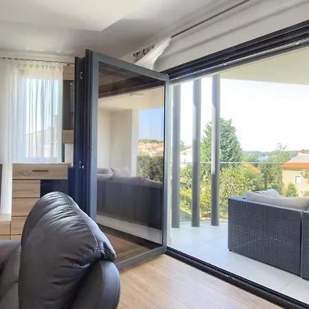 Villa Luxury With Sea View, Pool And Jacuzzi Near The In The Town Of Pula By Wiibuk Pjescana Uvala