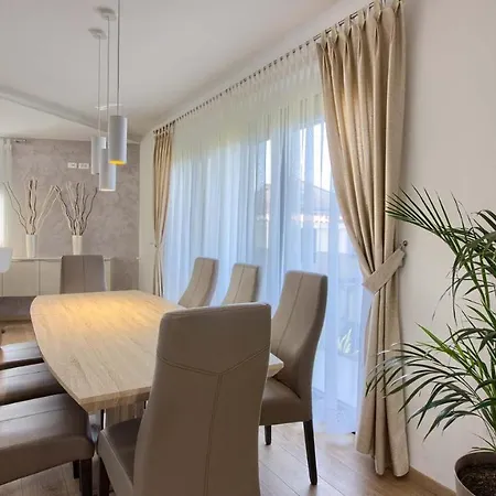 Villa Luxury With Sea View, Pool And Jacuzzi Near The In The Town Of Pula By Wiibuk Pjescana Uvala